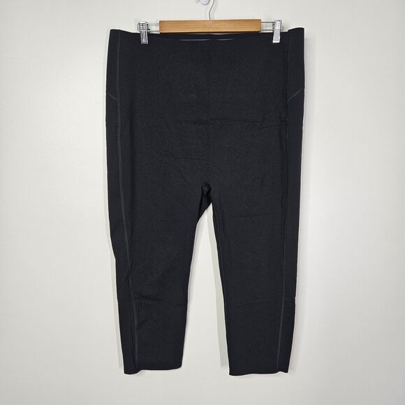 SPANX Pants - SPANX Black Cropped Icon Leggings Size 3X